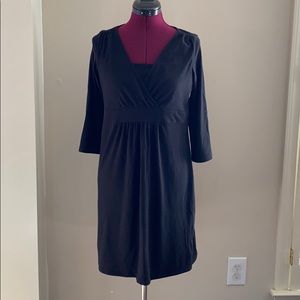 Black 3/4 sleeve length maternity dress